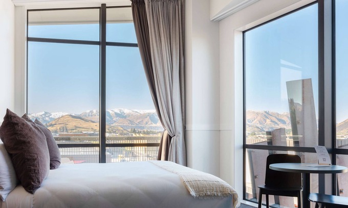 Frankton Hotel | Sudima Queenstown Five Mile