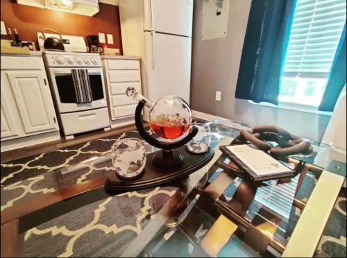 Northeast Neighbors Apartment | Suede