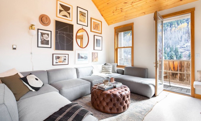 Telluride House | Sugarloaf by AvantStay | Telluride Home In Great Location | Near the Slopes!