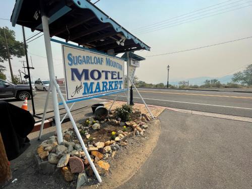 Virginia City Hotel | Sugarloaf Mountain Motel