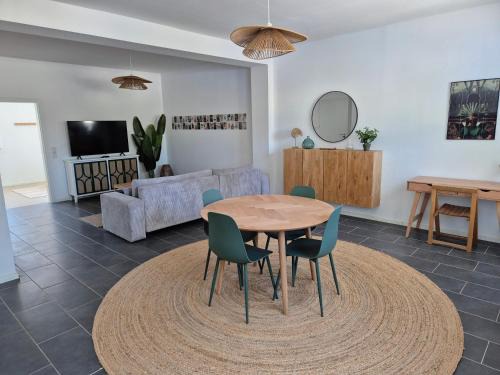 Munchen District Apartment | Suite 1 - Apartments am Schloss