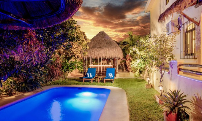 Puerto Morelos Apartment | Suite #3 / Cozy studio just steps to the beach, inc's bikes.