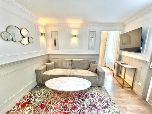 Passy Apartment | Suite Adèle Passy