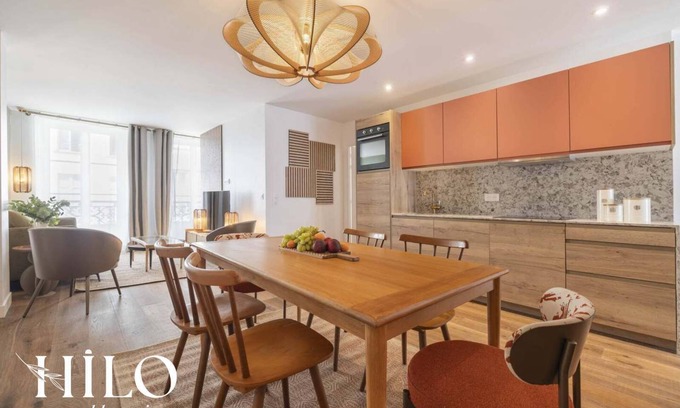 3rd Arrondissement Apartment | Suite Balzac by HILO Collection