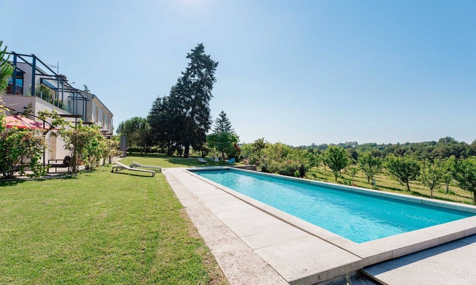 Carignan-de-Bordeaux Apartment | Suite haut de gamme dans domaine luxuriant