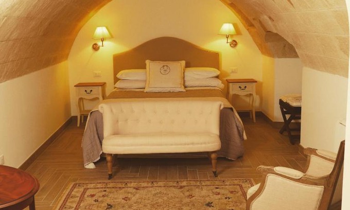 Isola del Borgo Antico Bed & Breakfast | Suite il ritrovo dei poeti