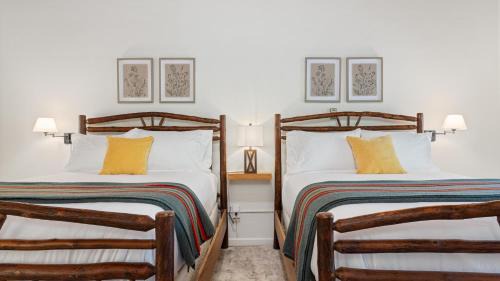 Springville House | Suite Meadow @CN Lodge# 7