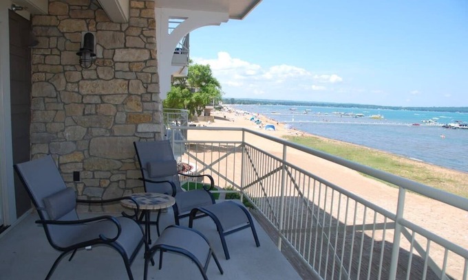 Traverse City Condo | Suite with direct view of Grand Traverse Bay