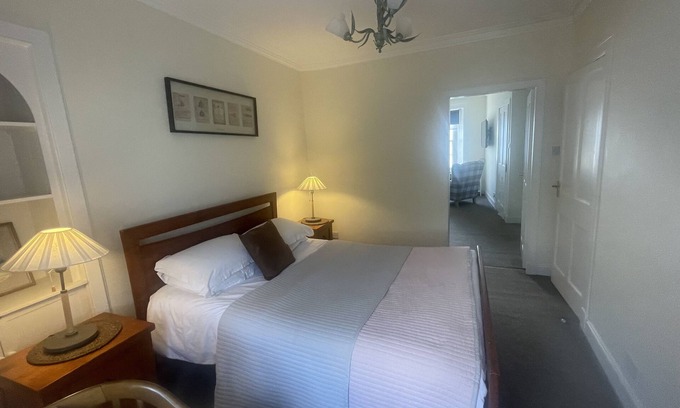Cellardyke Bed & Breakfast | Suite with stunning sea views in the East Neuk perfect for wild swimming, golf.
