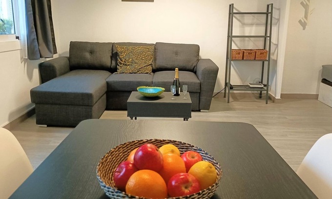 Sant Antoni Apartment | Suitur apartment Floridablanca Barcelona