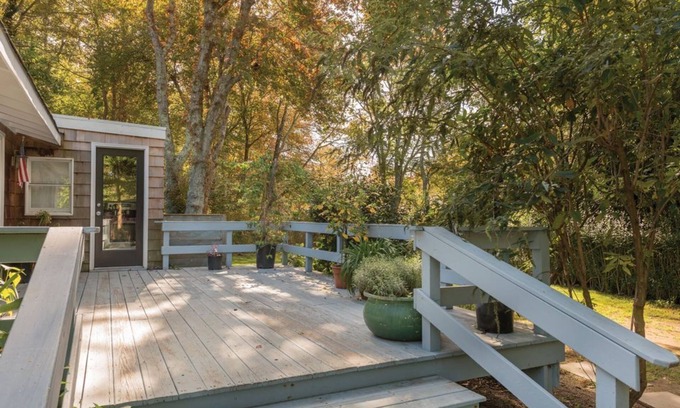 East Hampton House | Summer cottage by the Bay, Ocean Beaches