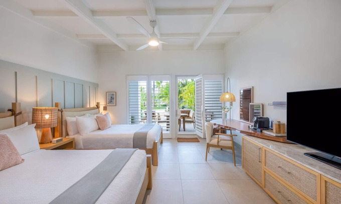 Islamorada House | Summer Escapade! Onsite Pool, Steps from the Beach, Pets Allowed, Free Parking!