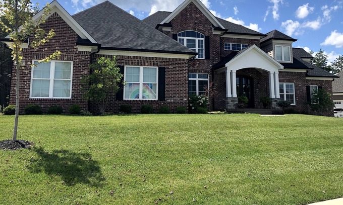 Buechel House | Summer House with Heated Outdoor Pool and Bar