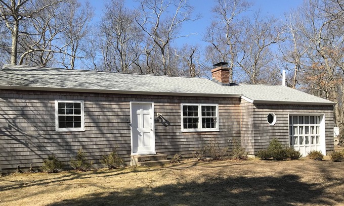 Village of East Hampton House | Summer in East Hampton's Historic Artist Colony called the Springs