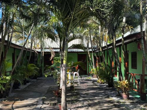 Pantai Tengah Cabin | Summer Lodge