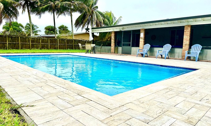 Homestead Villa | Summer Pool Villa In Miami