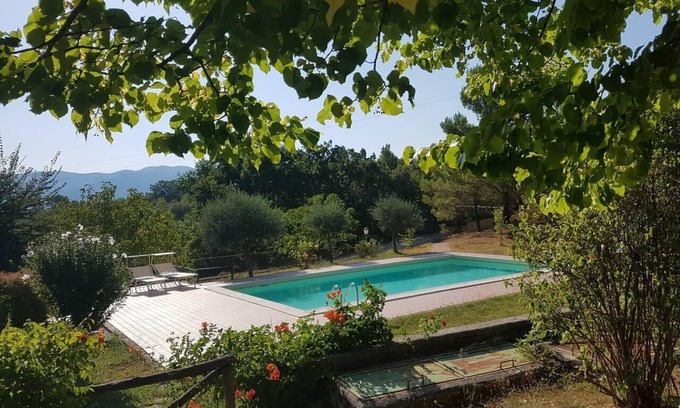 Montelirossi Apartment | Summer sale! Lovely 3-Bed Apartment in Spoleto