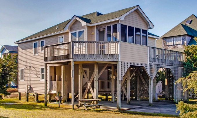 Waves House | SUMMER SAVINGS - Oceanside Beach House w/Hot Tub, Game Room, + Close to Beach!