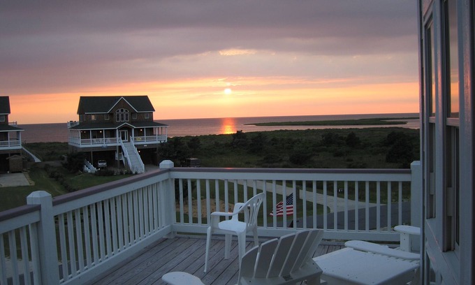 Wind Over Waves House | SUMMER SAVINGS - Semi-Soundfront Dog Friendly w/Pool, Hot Tub, Cmty Boat Ramp