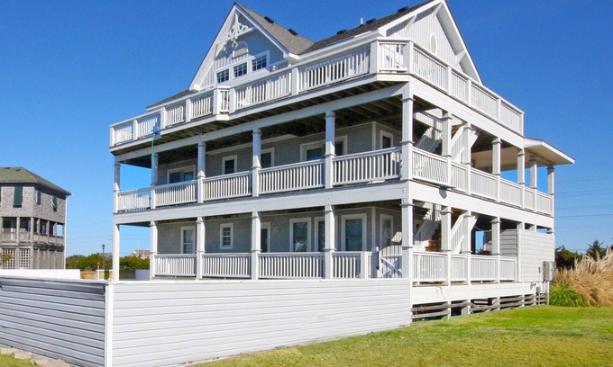 Wind Over Waves House | SUMMER SAVINGS - Semi-Soundfront Dog Friendly w/Pool, Hot Tub, Cmty Boat Ramp
