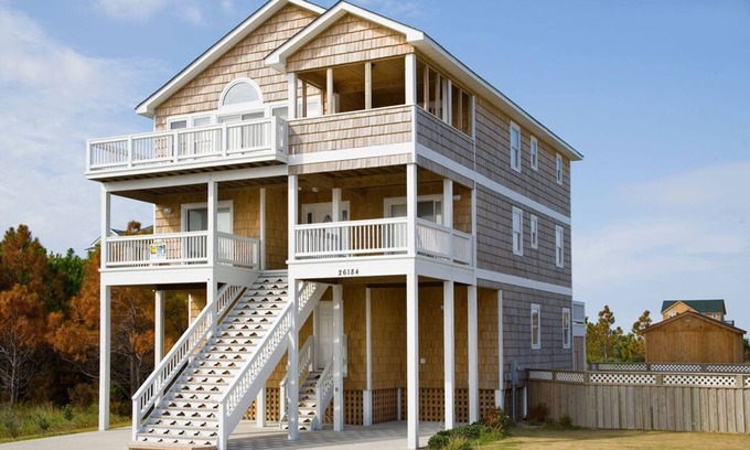 Wind Over Waves House | SUMMER SAVINGS Soundside Dog Friendly w/Pool, Hot Tub, Elevator, Cmty Boat Ramp