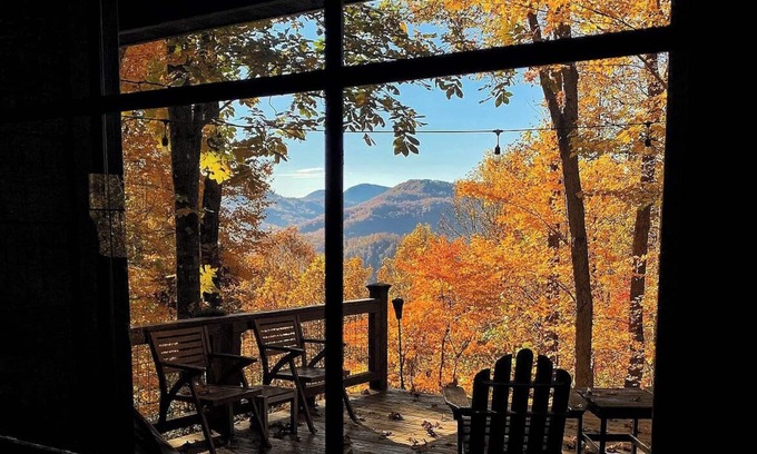 Sylva Cabin | Summer vacation in the mountains w/amazing views