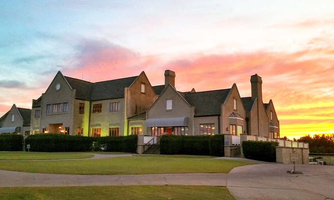 Red Hill Condo | Summer Vacation Prime Location Premier Accommodations !🏌️‍♂️🏖 Book Now !