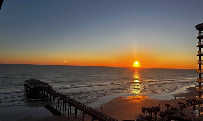 Ocean View Halifax Estates Apartment | "Summer Winds" @ Sunglow Resorts with Spectacular Ocean View