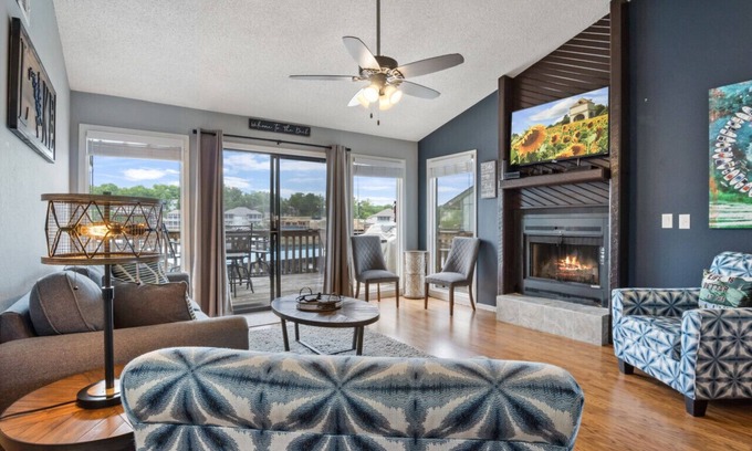 Village of Four Seasons Condo | Summertime Blues-Top Floor Waterfront!