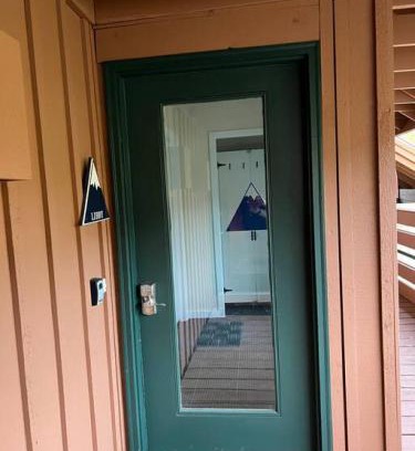 Carrabassett Valley Apartment | Summit Haus Golf and Liftside Penthouse