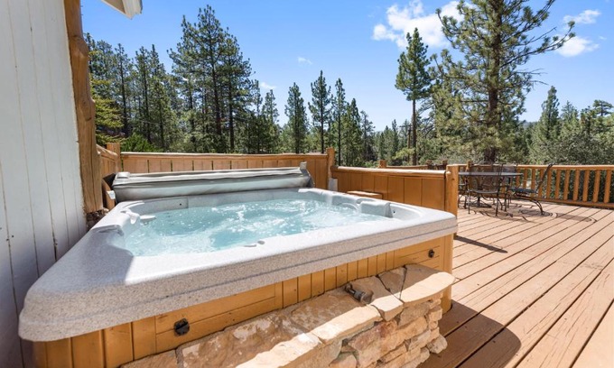 Fox Farm House | Summit View