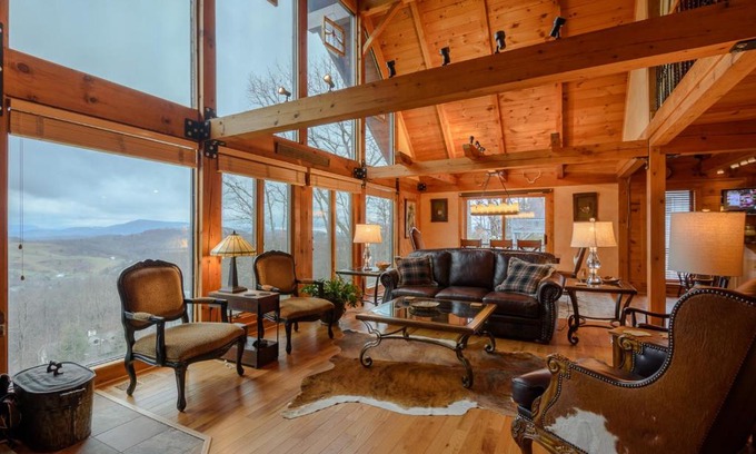 Boone House | Summit View