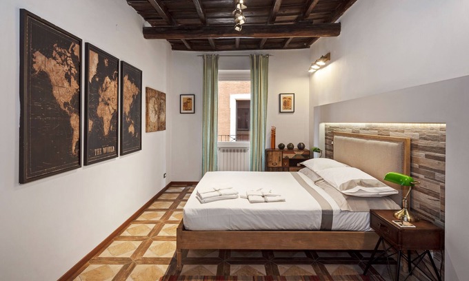 Roman Ghetto House | Sun Apartment - a charming apartment in the center of Rome