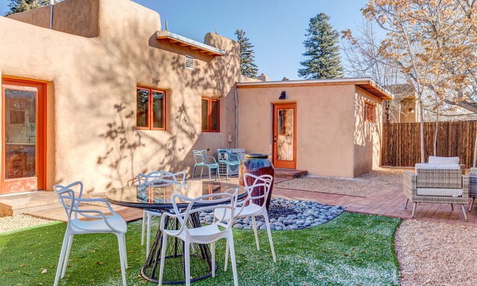 Downtown Santa Fe House | Sun-Drenched Luxury Home 5 Min. Walk to Plaza