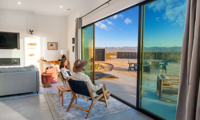 Joshua Tree House | Sun Gold | Secluded> Breathtaking Sunsets> Unique