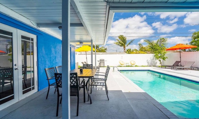 Driftwood House | Sun-Kissed Bliss Hollywood Retreat W/Private Pool