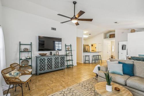 Seaspray Apartment | Sun Rays and Beach Days at Seaspray