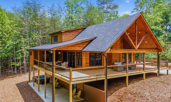 My Mountain Cabin | Sun Rays mountain Vista