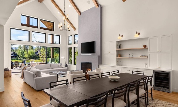 Cle Elum House | Suncadia 5 Bdrm Custom Home, Perfect for Small Events