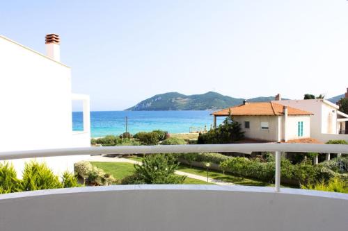 Nea Iraklitsa Villa | Sunday Luxury Villa