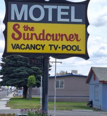 Quincy Hotel | Sundowner Motel