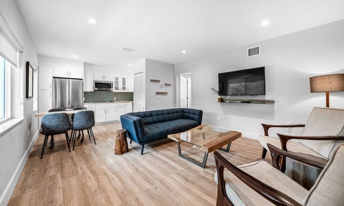Delray Beach Apartment | Sundy Apartments Unit 3 - Managed by Brampton Park