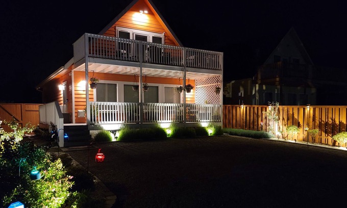 Pacific Beach House | Sunkissed: 90 Seconds to Beach, Firepit + Privacy Fenced Yard, Gardens