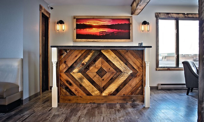 Devils Lake Hotel | Sunlac Inn Devils Lake