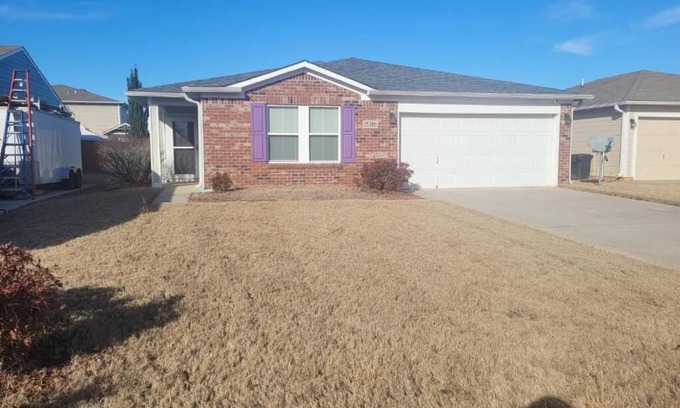 Athens House | Sunlight Rancher W/Nice Back Yard.