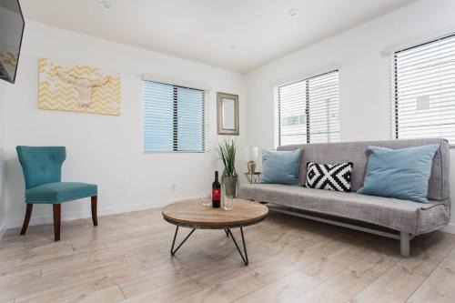 Venice Apartment | Sunny 1 Bedroom in the Heart of Venice Beach - #4