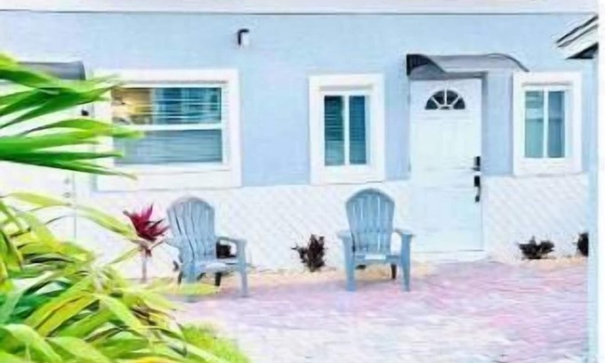 Delray Beach Apartment | Sunny and cozy place