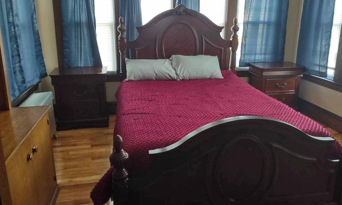Holyoke Apartment | Sunny & Bright 2nd floor apartment!