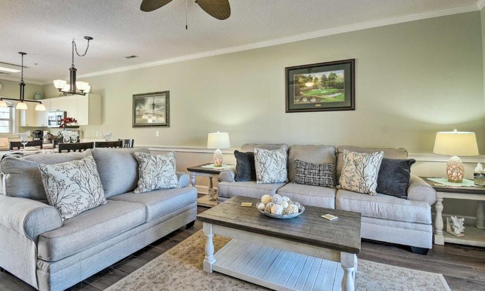 Central Myrtle Beach Apartment | Sunny Condo, 3 Mi to Broadway at the Beach!
