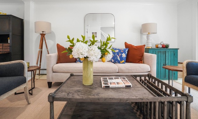 Cape Porpoise Apartment | "Sunny Days", Luxurious 2-BR in Historic Cape Porpoise